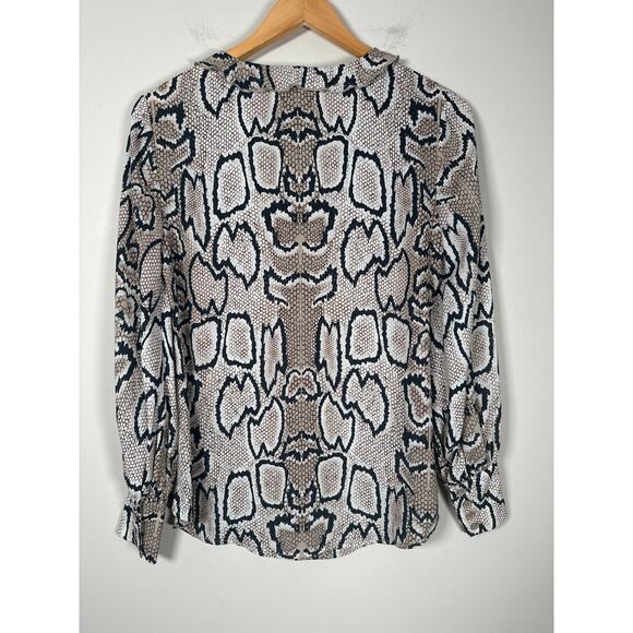 Cabi Serpentine Wide Cuff Blouse Womens Sz XS Snake Print Ruffle - Picture 6 of 11